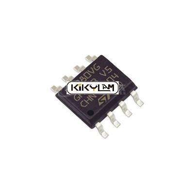 Memory Integrated Circuits M25P32-VMW3GB TR