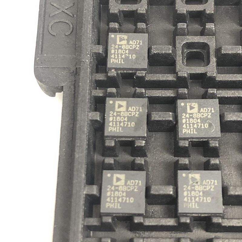IC Integrated Circuits AD7124-8BCPZ