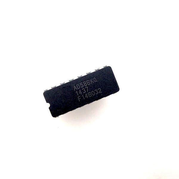 IC Integrated Circuits AD588BQ