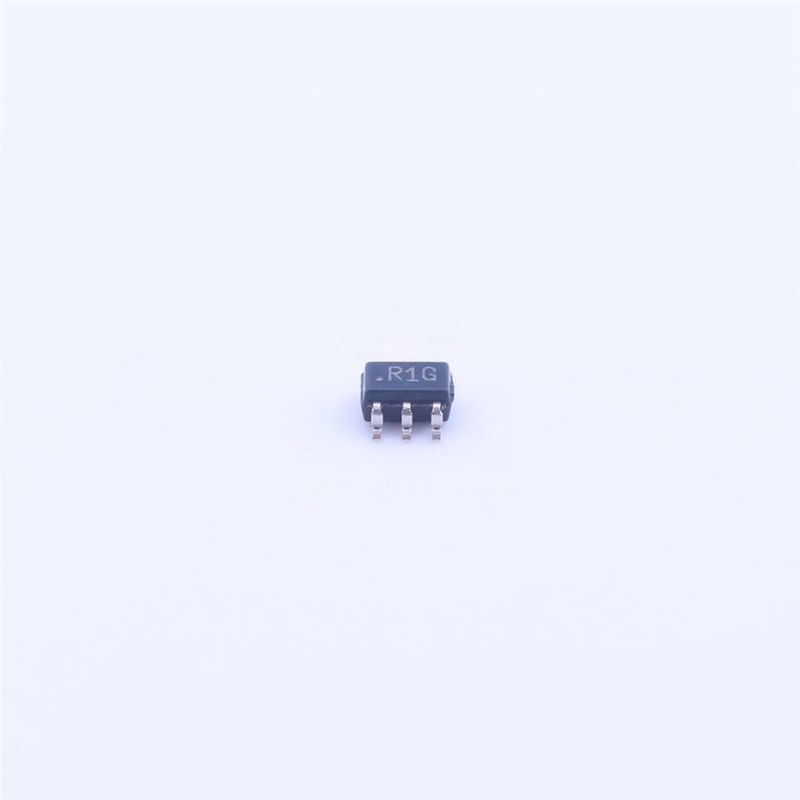 IC Integrated Circuits ADR02AKSZ-REEL7