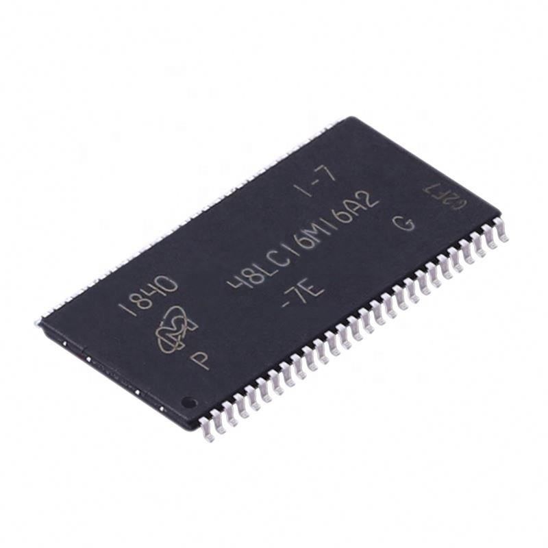 Memory Integrated Circuits MT48LC16M16A2P-7E IT:G TR